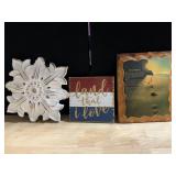 DECORATIVE WALL HANGINGS