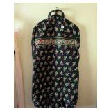 VERA BRADLEY GARMENT BAG BLACK WHITE LILY OF THE