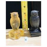 TWO GLASS OWL STATUES STANDING ON BOOKS 3 INCHES