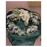 HOLIDAY WREATH 26" IN PROTECTIVE BAG