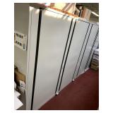 FILING CABINET 2 SECTIONS FOOT CONTROL AND