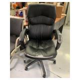 OFFICE CHAIR SOME WEAR ON SEAT COATING