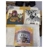 THE BEATLES YELLOW SUBMARINE, BEATLES REVOLVER,
