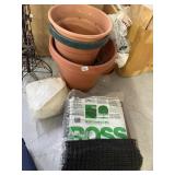 PLASTIC PLANTERS, ROSS TREE PROTECTOR NETTING