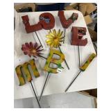 YARD SIGNS LOVE, FLOWERS AND MBI
