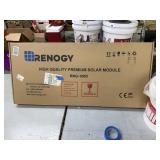 NEW IN BOX SOLAR PANNEL