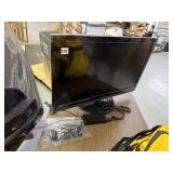 VIZIO TV W/ REMOTE