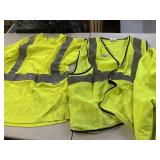 SAFETY TOPS AND VEST SIZE LARGE EXTRA LARGE,