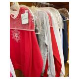 SZ. LARGE SWEATSHIRT MANY LIKE NEW