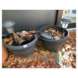 PLASTIC PLANTERS WITH SOLAR LIGHTS