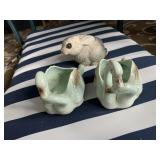 VINTAGE SWAN PLANTERS & RABBIT FIGURINE