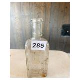 W. T. RAWLINGTON BOTTLE