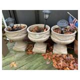 PLASTIC PLANTERS WITH SOLAR LIGHTS