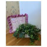 THROW PILLOW AND ARTIFICIAL FERN IN CERAMIC