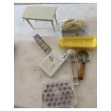 PIPING TIPS, CORN HOLDERS PIZZA CUTTER ETCETERA
