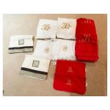 GUEST TOWELS MONOGRAMED "B"