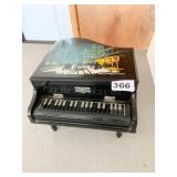 PIANO JEWELRY MUSICAL BOX