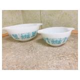 2 PYREX SERVING BOWLS