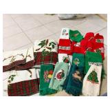 HOLIDAY BATHROOM TOWELS