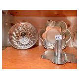BAKING MOLDS