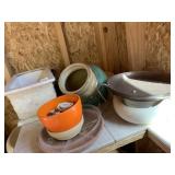 PLANTERS CERAMIC & PLASTIC