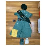 COMPLETE VINTAGE GIRL SCOUT UNIFORM INCLUDING