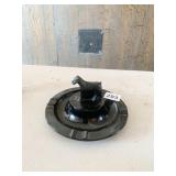 ANTIQUE BLACK AMETHYST ASHTRAY WITH DOG