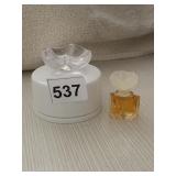 OSCAR DE LA RENTA PERFUME AND BODY POWDER