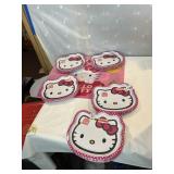 HELLO KITTY PLASTIC PLATES