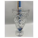 BEAUTIFUL CRYSTAL VASE 10 INCHES HIGH