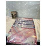 PLACEMATS & LED LIGHT NIB