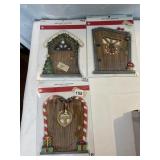 MERRY MINNIE ELF DOORS (3) NIB
