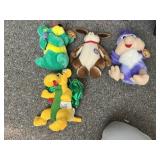 STUFFED ANIMALS MANY FROM DAVE & BUSTERS