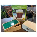 3 GALLON UNBREAKABLE BEVERAGE DISPENSER NIB,