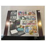 ART SKILLS ART ESSENTIALS SET NIB