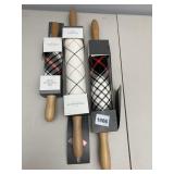 THRESHOLD ROLLING PINS NIB