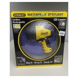 STANLEY WATERPROOF SPOTLIGHT 520 LUMENS NIB