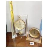 SEIKO SHELF CLOCK AND QUARTZ DESK CLOCK