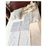 BLUE QUEEN DUVET COVET WITH SHAM, REVERSIBLE