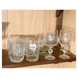 CRYSTAL GLASSES AND ROCKS GLASSES 2 ETCHED HAPPY