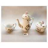 HEREND TEAPOT, CREAMER AND SUGAR W/ BIRD DESIGN
