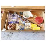 BUNNY CUP, CAT TOYS, NEW CONVERSE SCARF, AMERICAN