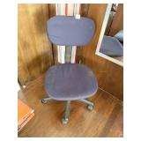 ROLLING DESK CHAIR