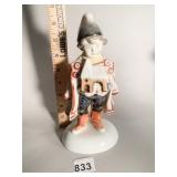 HEREND FIGURINE NUMBER 5444 PORCELAIN HOLDING
