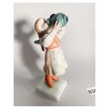 HEREND 7 3/4" H PORCELAIN FIGURINE NO DAMAGE