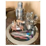 BAR TOOLS INCLUDING STAG HANDLEBAR SET, BAR