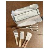 ICE CREAM SCOUPS, CLEAVERS ETC.