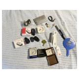 TRAVEL CLOCKS, WIRELESS KEY FOBS, SHOEHORNS,