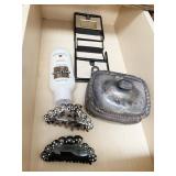 COVERED BOX, 2 HAIR CLIPS, FOLD OUT JEWELRY CHEST
