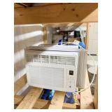 WINDOW AC UNIT